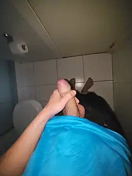 Show de HotRoom69 na webcam