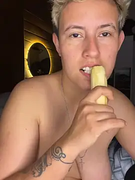 Chat +18 de BR-lesbian ao vivo