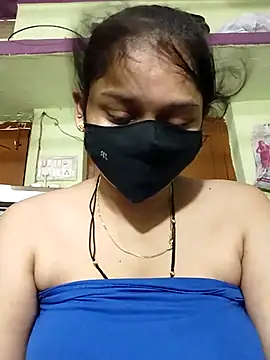 Priyanka_30のウェブカメラショー