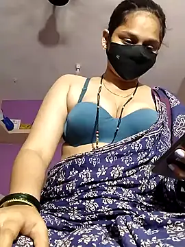 Show modela Priyanka_30 na web-kameri