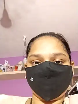 Show modela Priyanka_30 na web-kameri