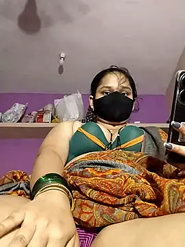 Show de Priyanka_30 na webcam