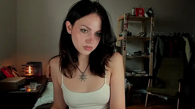 Niky__Jess: διαδικτυακό σόου στην κάμερα