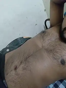 THE_MONSTER_0 Show Webcam
