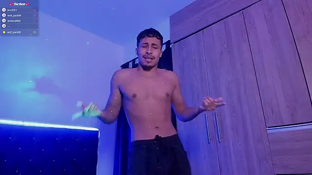 _diegsz_ Show in webcam