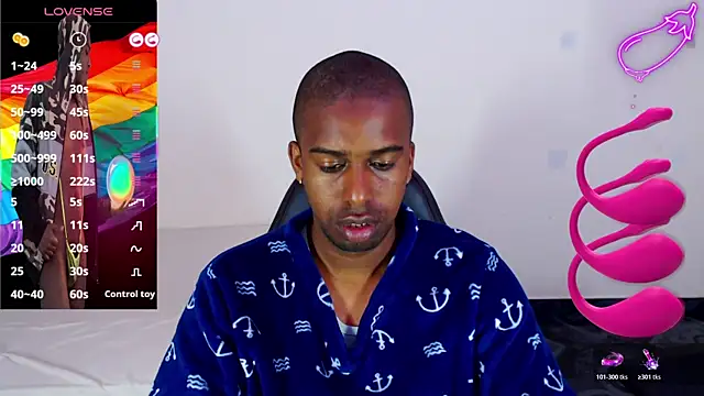 mrjhon26 Show in webcam