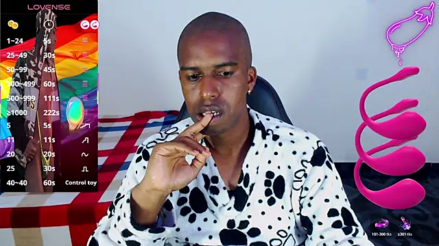 Show modela mrjhon26 na web-kameri