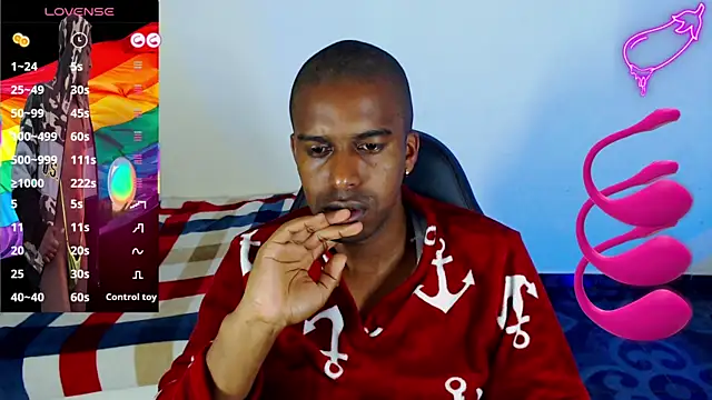 mrjhon26 Show in webcam