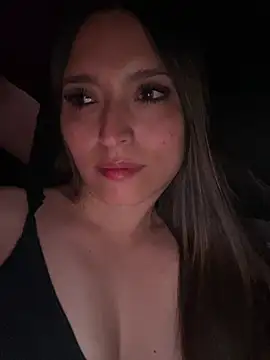 texass28 Adlı Modelin Web Kamerası Şovu