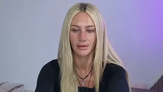 XXX chat uživo modela Elsa_24