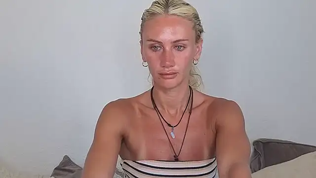 Elsa_24 webcam show