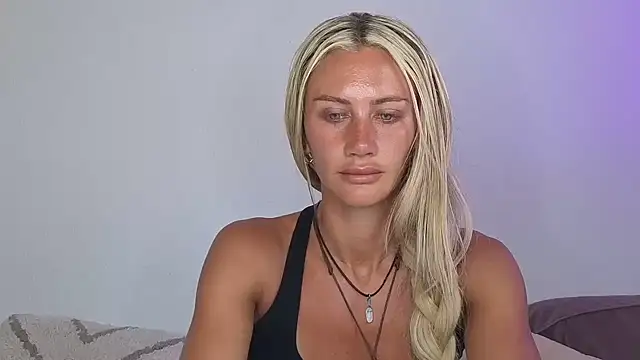 Elsa_24's Live XXX Chat