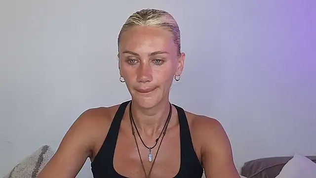 Show Webcam de Elsa_24
