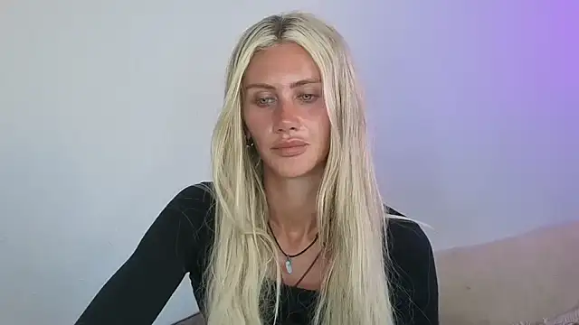 Sala de chat ao vivo de Elsa_24