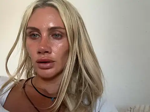 دردشة Elsa_24 الجنسية المباشرة