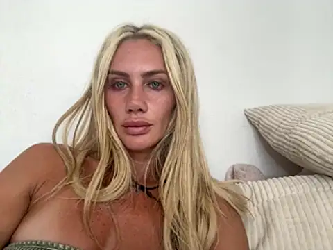 Elsa_24 Chat XXX live