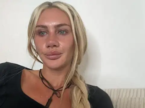 Elsa_24 Chat XXX live