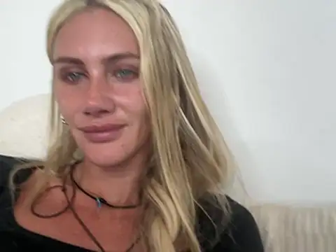 Elsa_24 Webcam Show