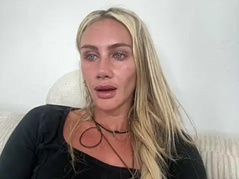 Elsa_24 – Live XXX-chat