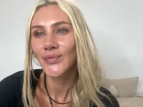 Elsa_24 Chat XXX live