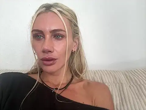 Elsa_24's Live XXX Chat