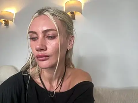 Elsa_24 ওয়েবক্যাম শো
