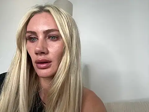 Elsa_24's Live XXX Chat