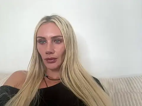 Elsa_24's Live XXX Chat