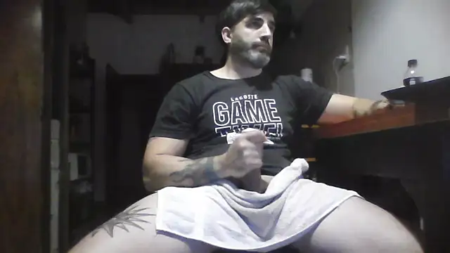ozzypsico13 – webcam-show