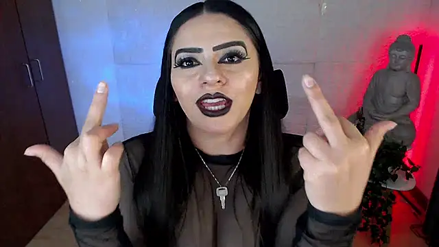 צ'אט XXX בשידור חי של GODDESS_EVANS
