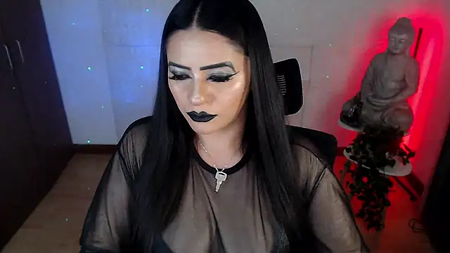 צ'אט XXX בשידור חי של GODDESS_EVANS