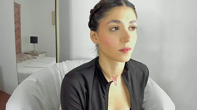 AnnyCherry_ Chat XXX in diretta