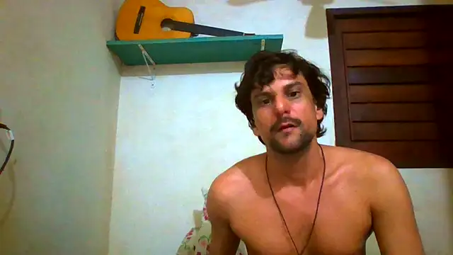 Chat +18 de buenocouple ao vivo