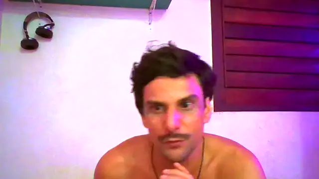 Chatroom XXX en direct de buenocouple