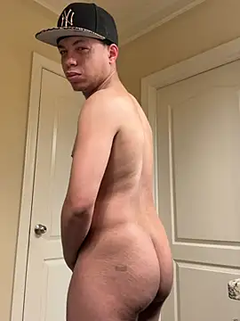 HotboiPhatty: вебкам-шоу