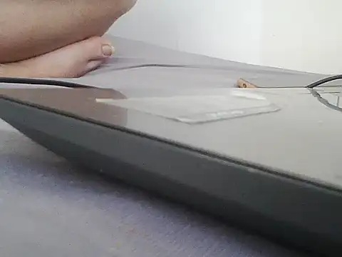 lickthehottie 网络视讯表演