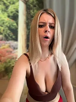 Love_Bri Webcam-Show