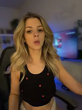 Love_Bri Adlı Modelin Web Kamerası Şovu