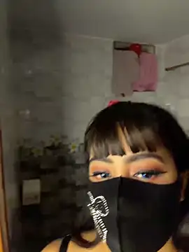Naughty_Queen49's Live Chat Room