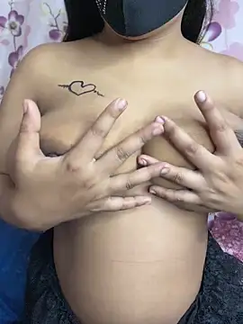 Naughty_Queen49's Webcam Show