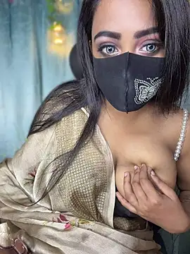 Naughty_Queen49のウェブカメラショー