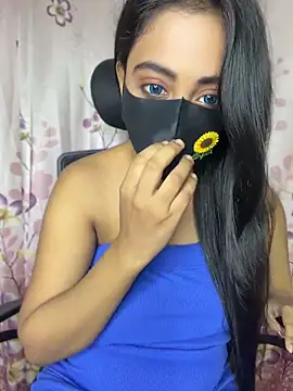 Show modela Naughty_Queen49 na web-kameri