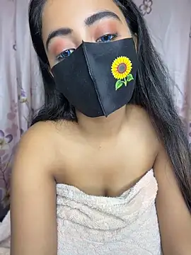 Naughty_Queen49 网络视讯表演
