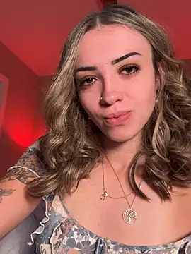 Tiny-Mimi's Live XXX Chat