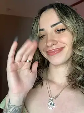 Tiny-Mimi Show in webcam