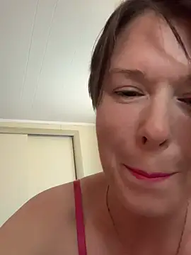 CUMFOREVERY1nTitTiES2's Webcam Show