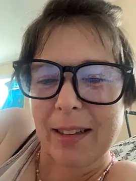 Chat XXX en directo de CUMFOREVERY1nTitTiES2