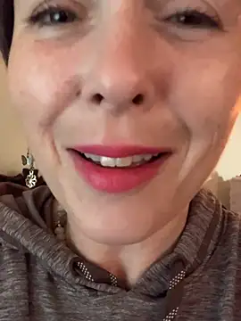 CUMFOREVERY1nTitTiES2's Webcam Show