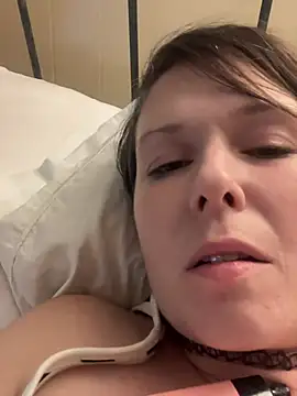 CUMFOREVERY1nTitTiES2のライブXXXチャット