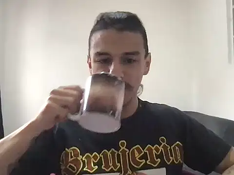 HorrorotikA Webcam show